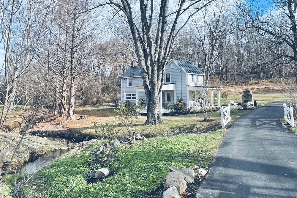 Photo of Outdoor in Hamilton