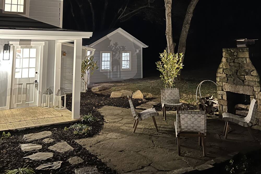 Photo of Outdoor in Hamilton