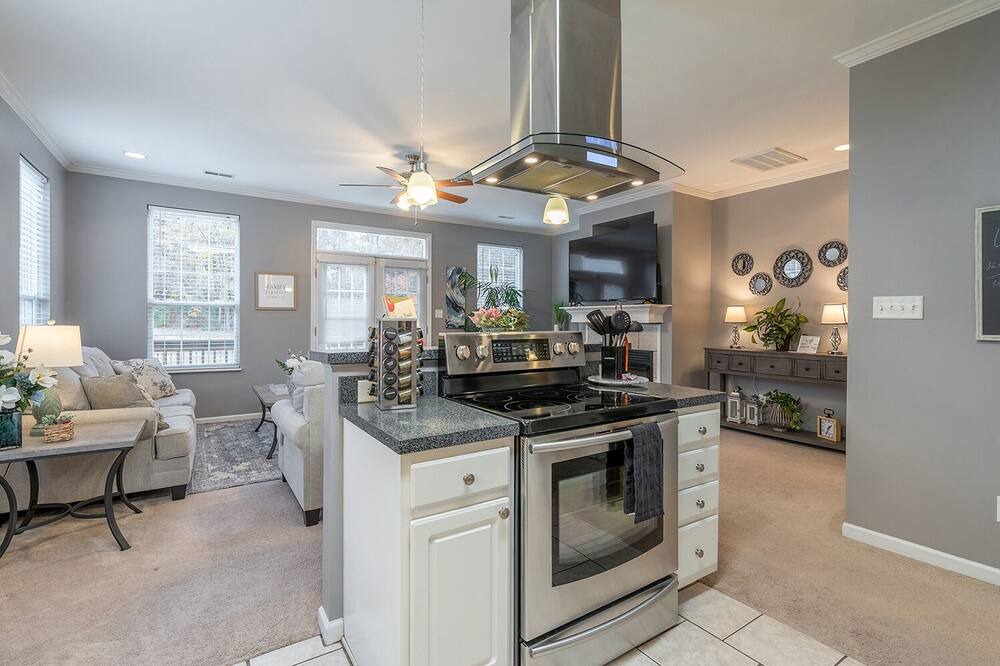 Photo of Kitchen in Ashley Oaks