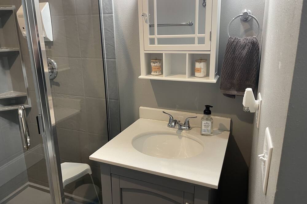 Photo of Bathroom in Clear Lake
