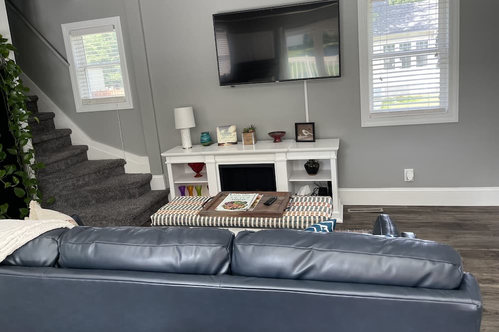 Photo of Livingroom in Clear Lake