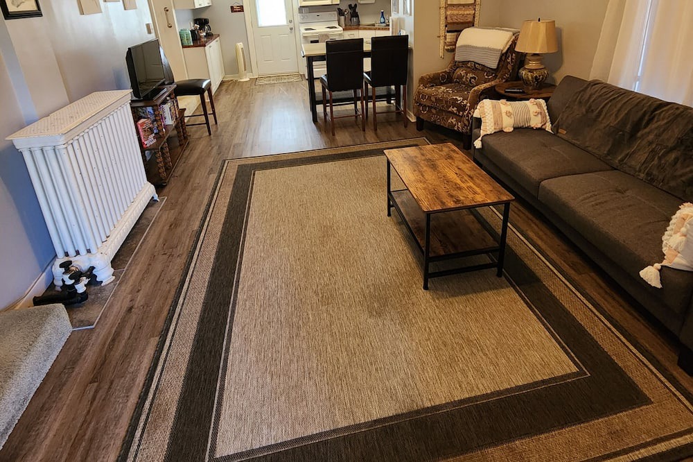 Photo of Livingroom in Winterset