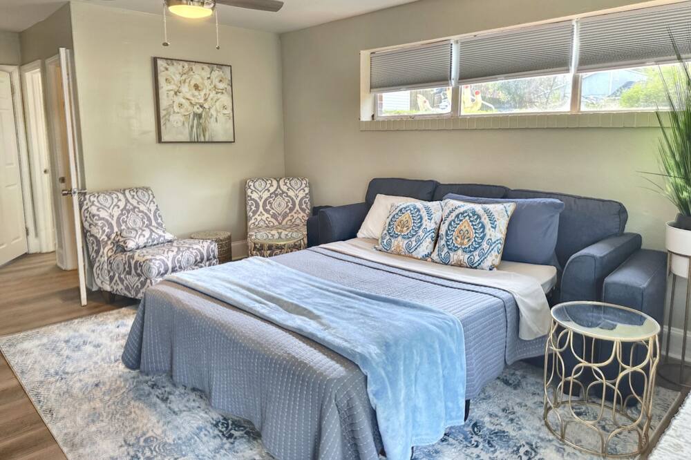 Photo of Bedroom in Fayetteville