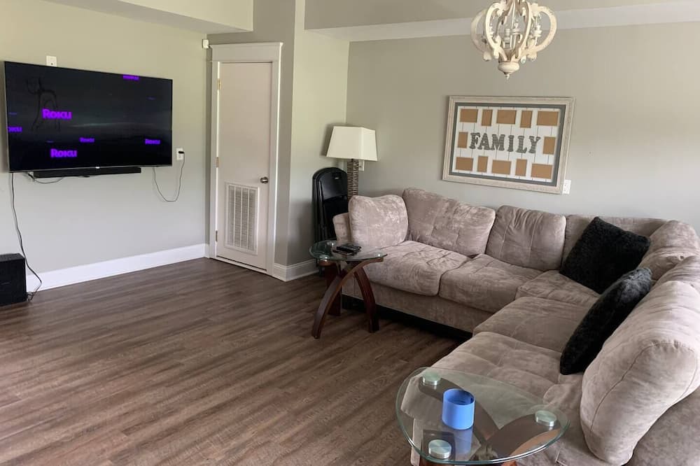 Photo of Livingroom in Darlington