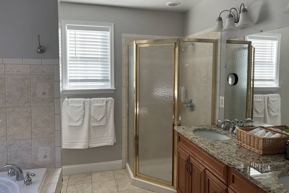 Photo of Bathroom in Nauck