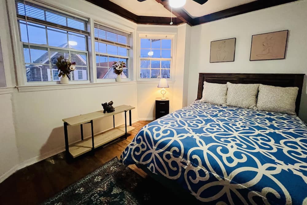 Photo of Bedroom in Rumson