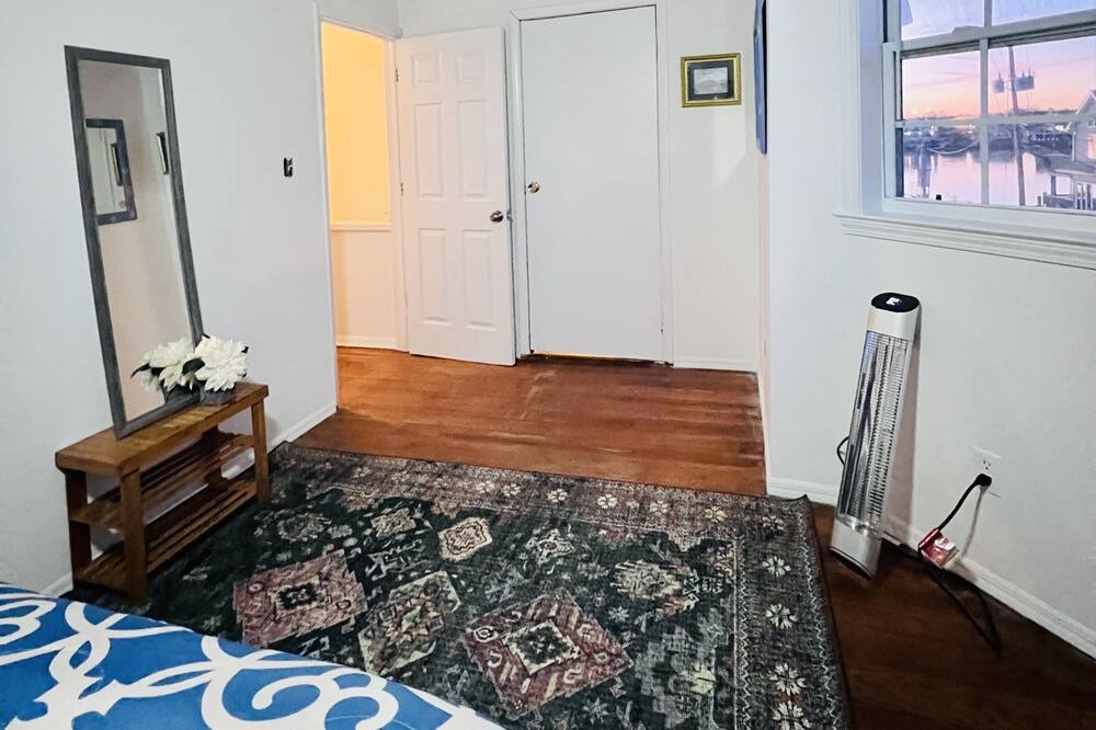 Photo of Bedroom in Rumson