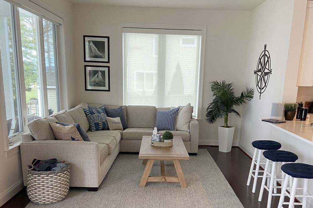 Photo of Livingroom in Arnold