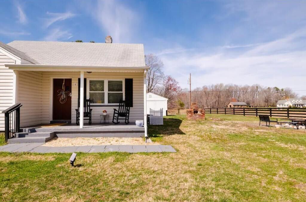 Photo of Outdoor in Orange