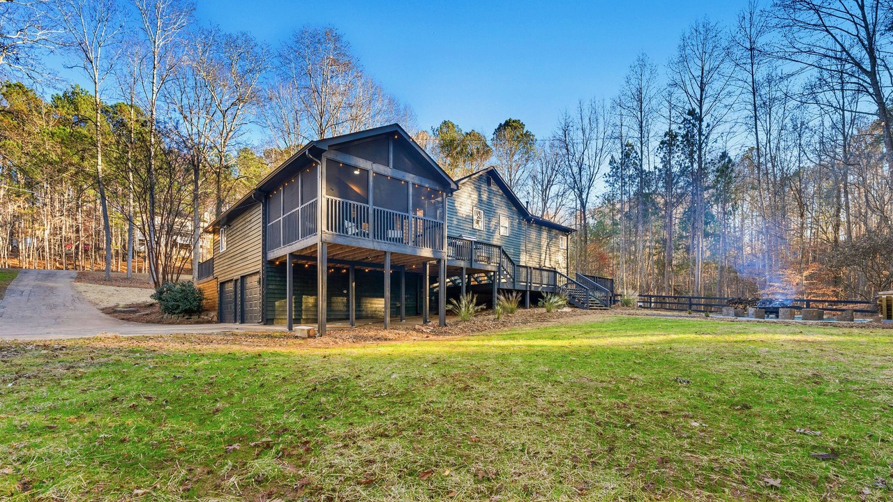 Photo of Outdoor in Woodstock
