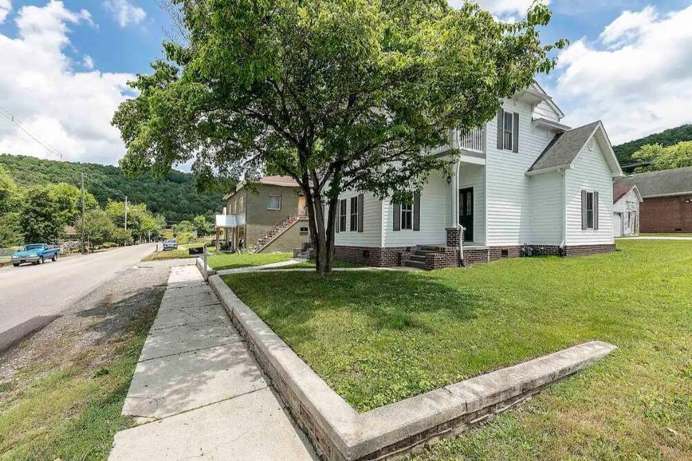 Photo of Outdoor in Coalfield