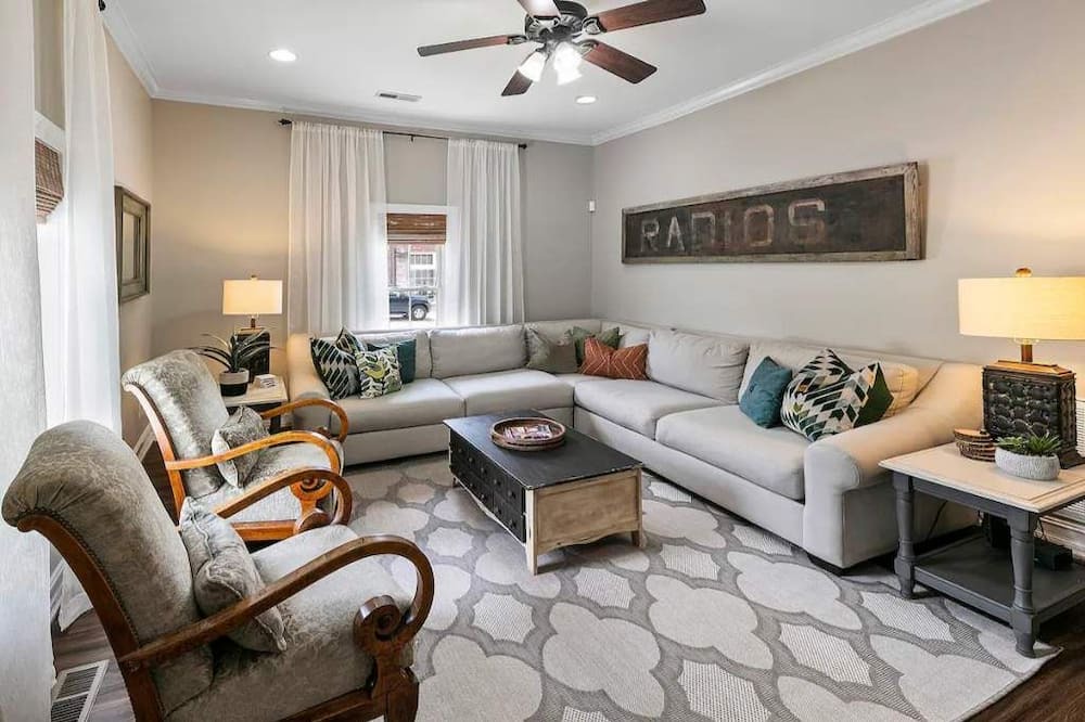 Photo of Livingroom in Coalfield