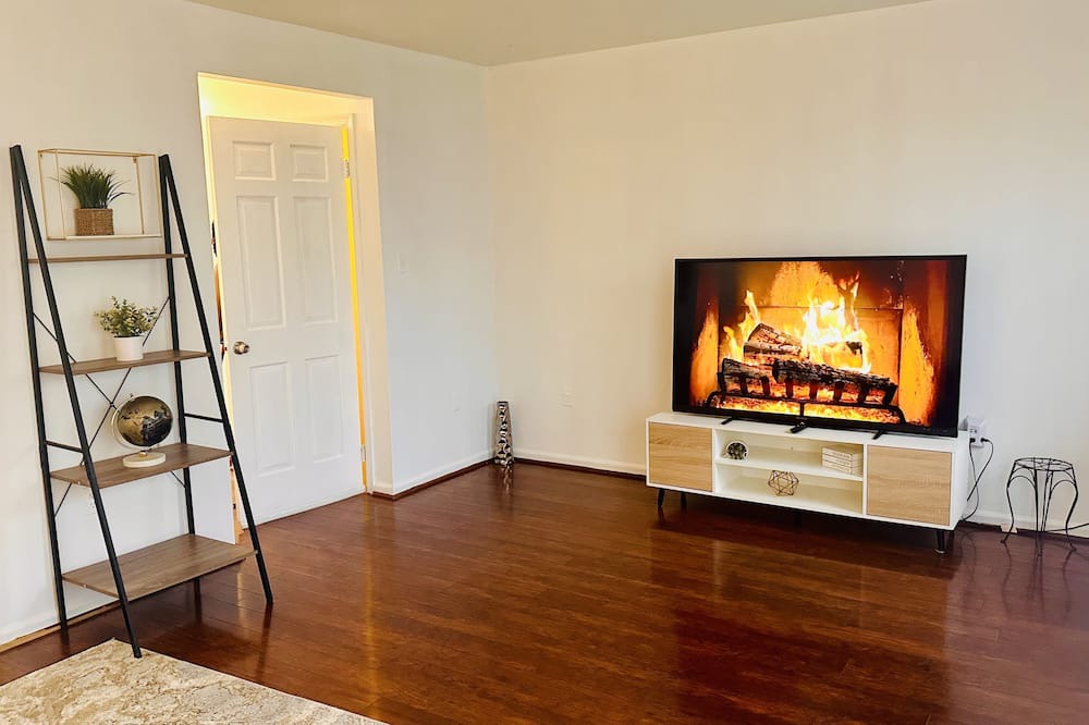 Photo of Livingroom in Leisure World
