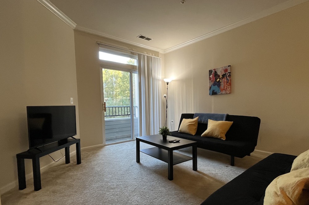 Photo of Livingroom in North Bethesda