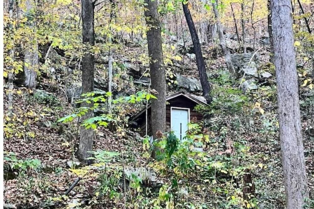 Photo of Outdoor in Groveoak
