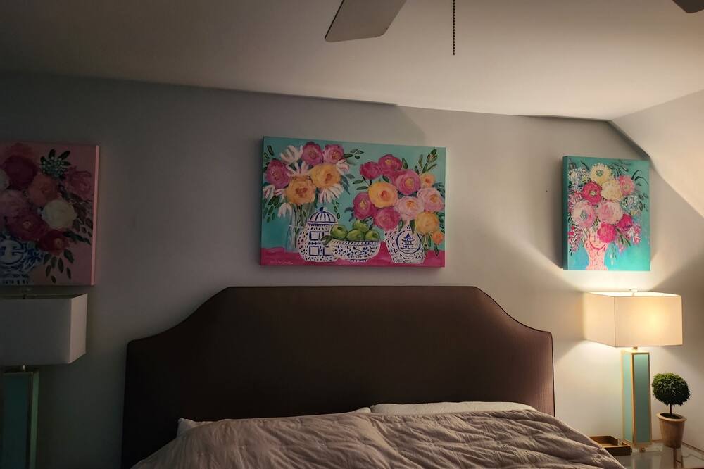Photo of Bedroom in Edenton