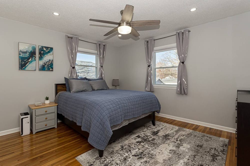Photo of Bedroom in Bettendorf