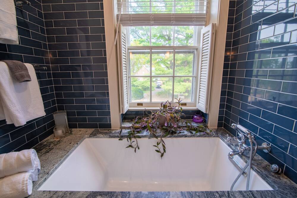 Photo of Bathroom in Berryville