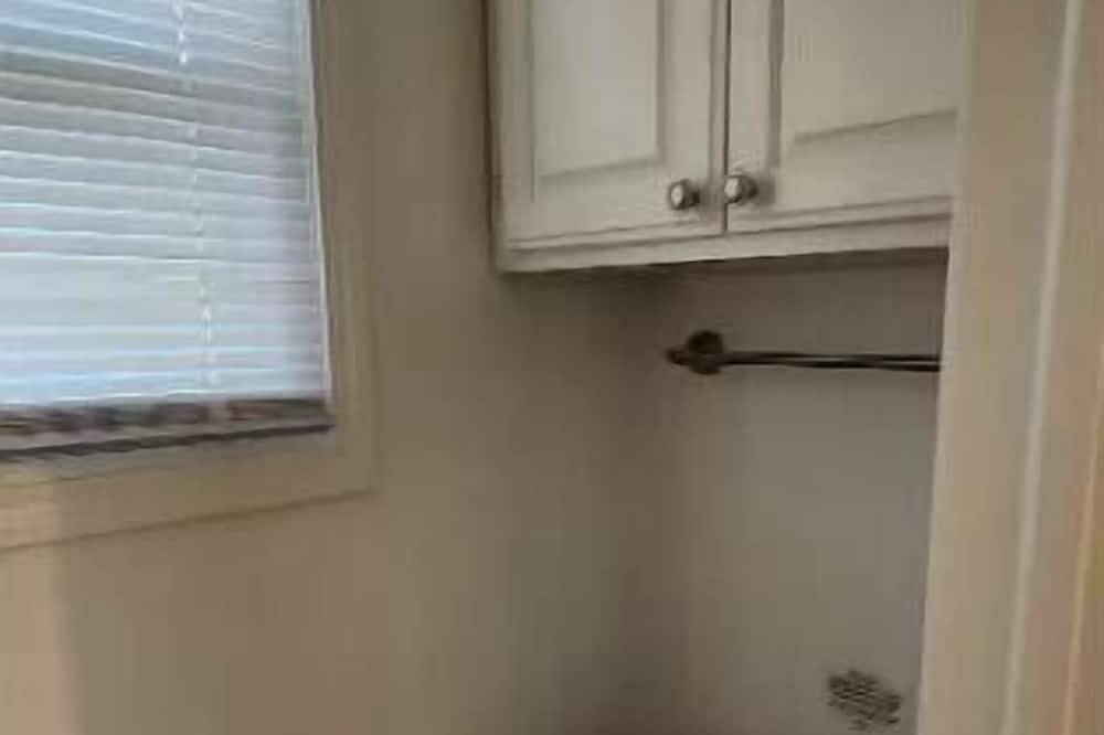 Photo of Bathroom in Council Bluffs