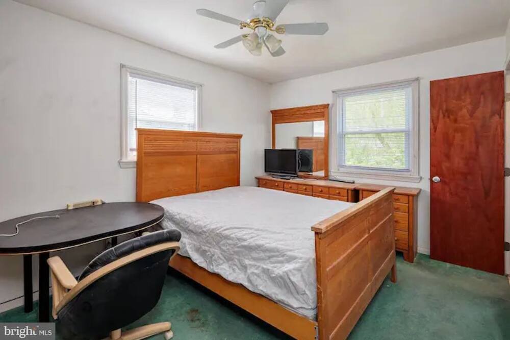 Photo of Bedroom in Wheaton-Glenmont