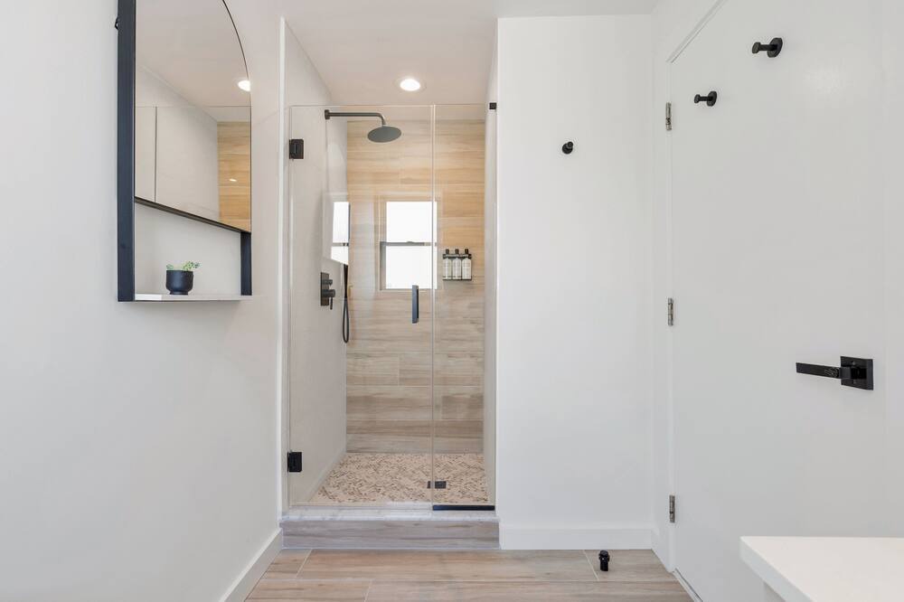 Photo of Bathroom in Asbury Park