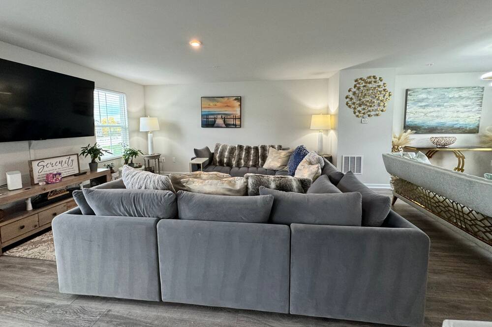 Photo of Livingroom in Taneytown