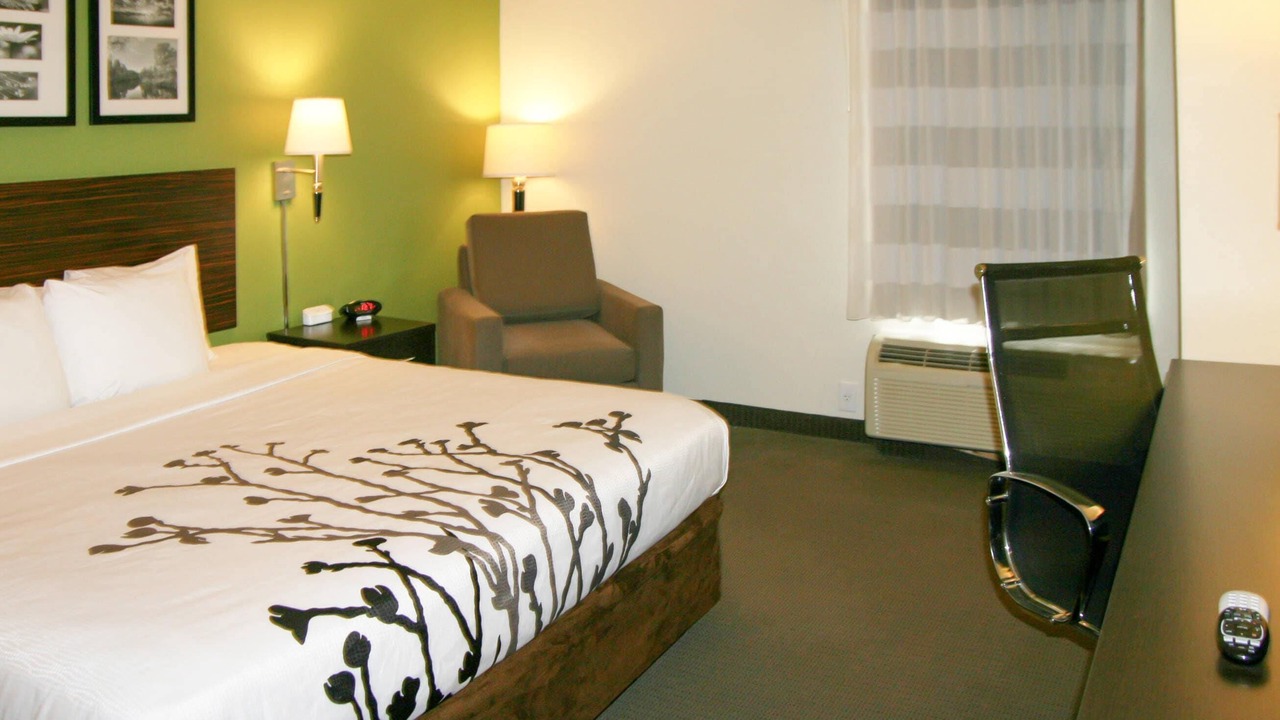 Photo of Bedroom in Stony Creek