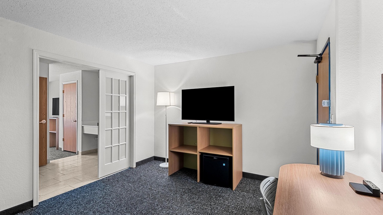Photo of Bedroom in Cedar Falls