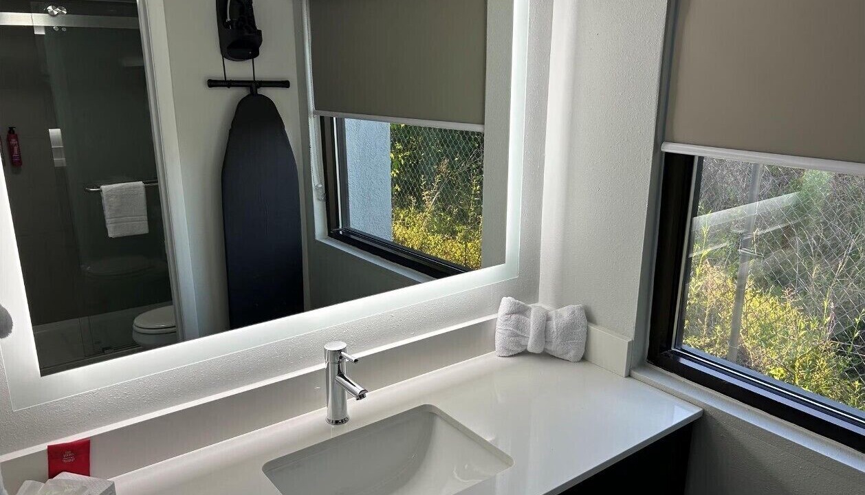 Photo of Bedroom in Rowland