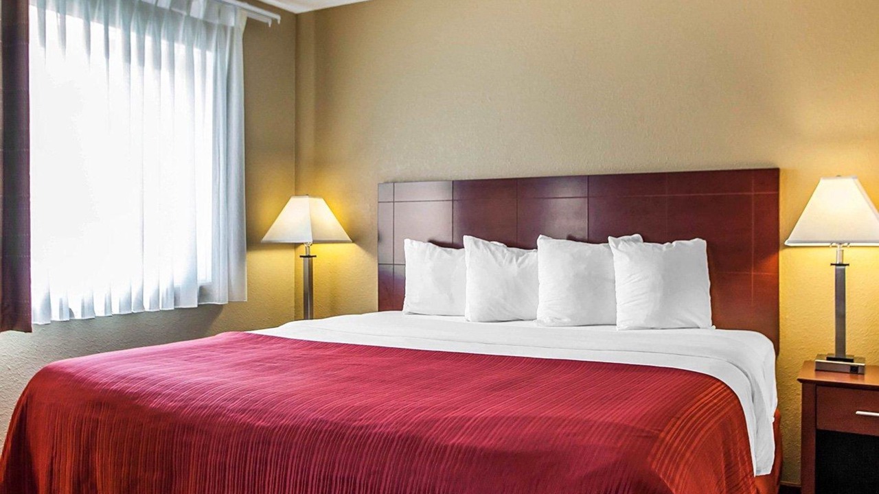 Photo of Bedroom in Quad Cities