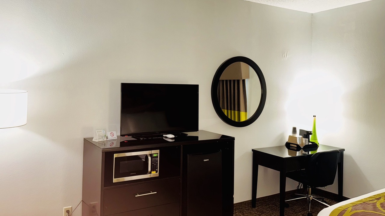 Photo of Bedroom in Forest City