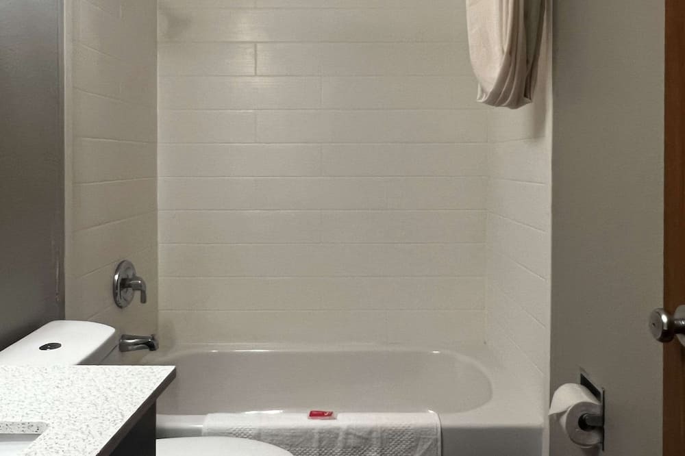 Photo of Bedroom in Spring Lake