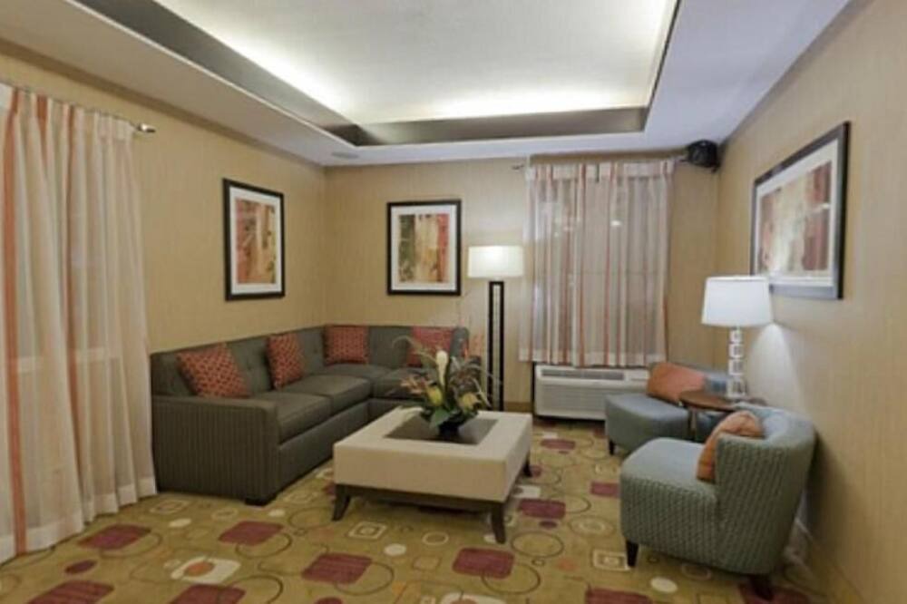 Photo of Livingroom in The Gate