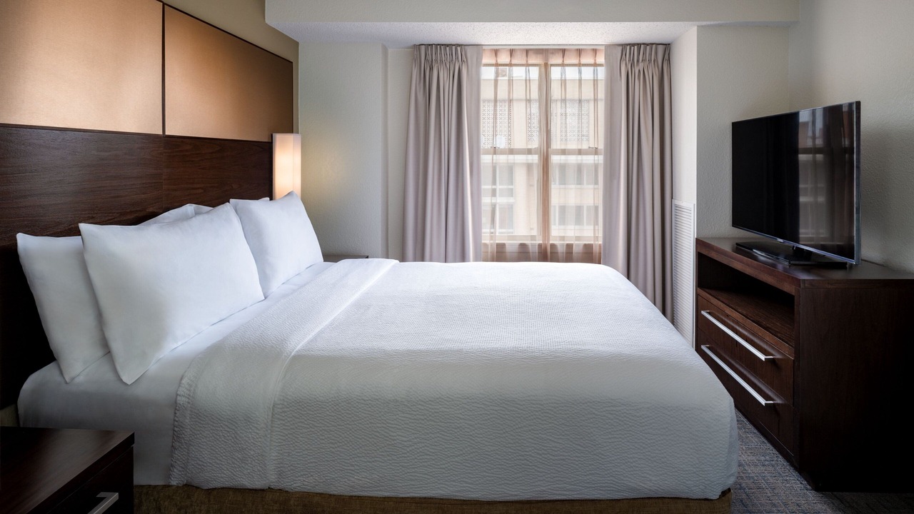 Photo of Bedroom in Dupont Circle