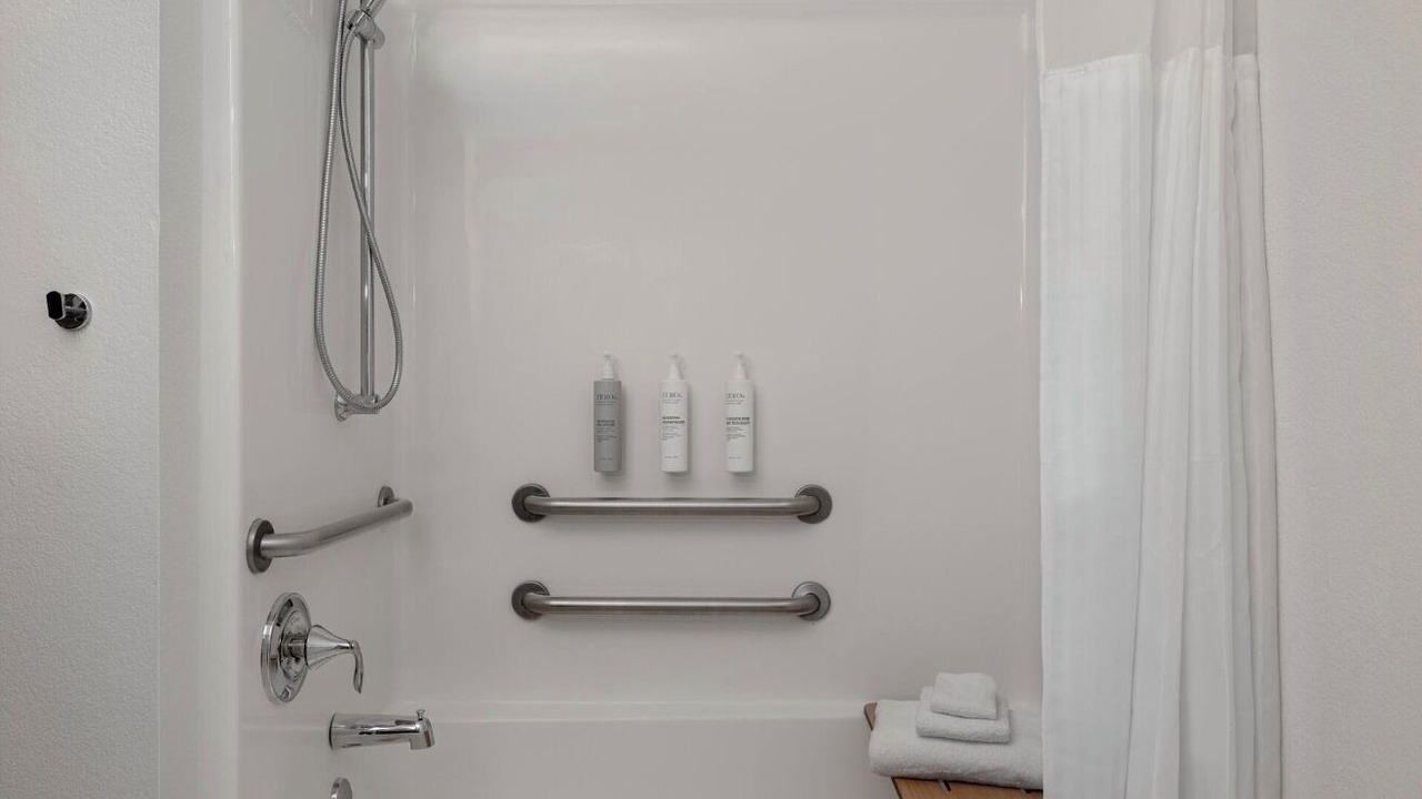 Photo of Bedroom in Ames