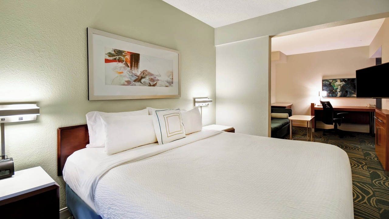 Photo of Bedroom in Linthicum Heights
