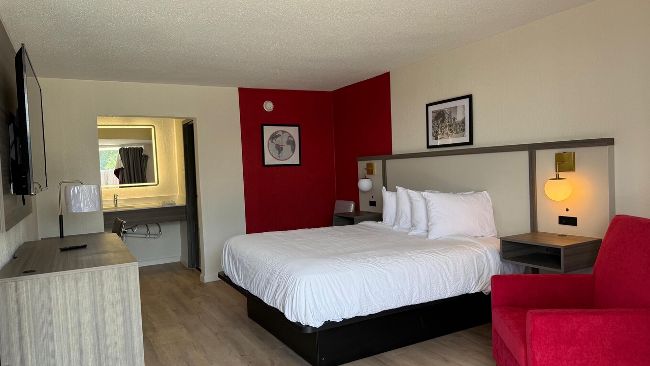 Photo of Bedroom in Lumberton