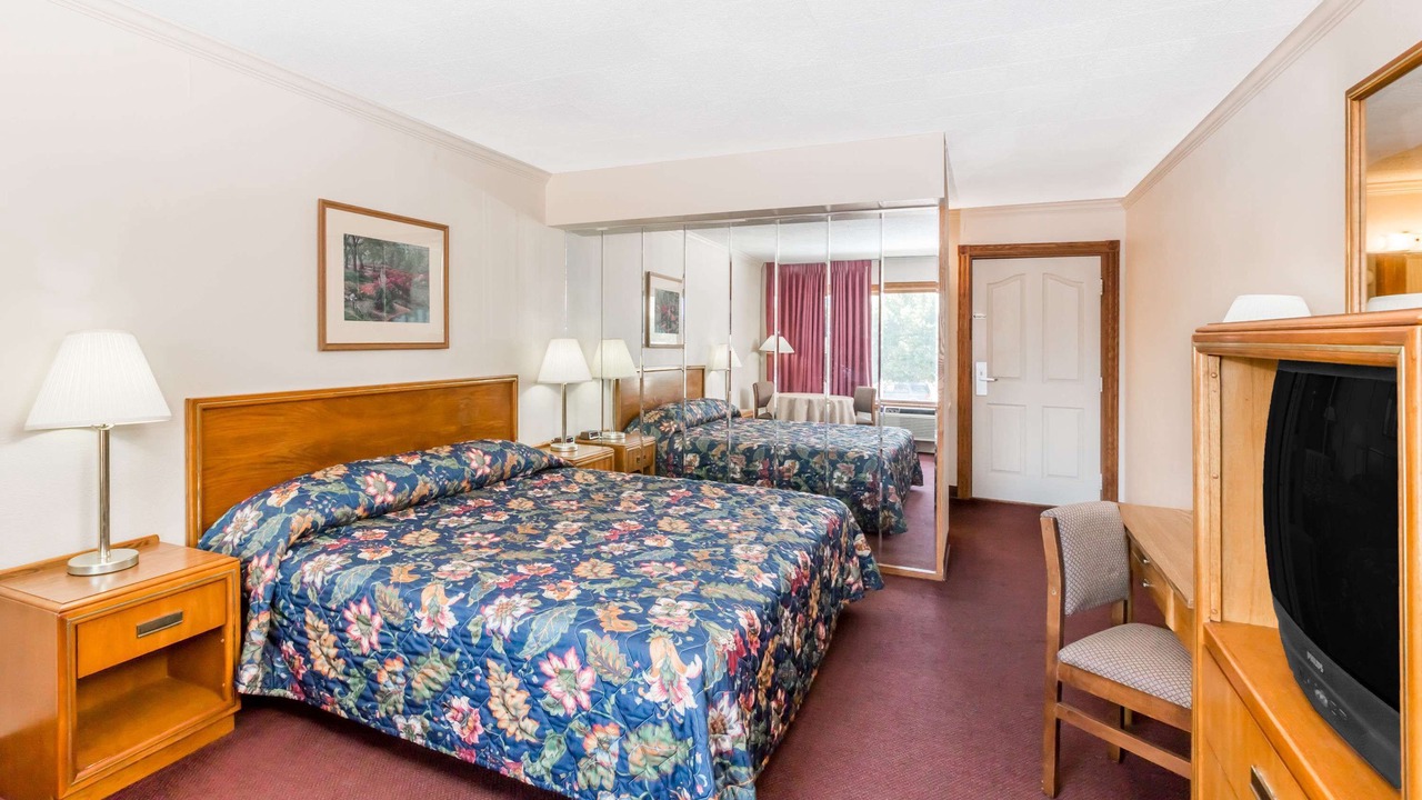 Photo of Bedroom in South Sioux City
