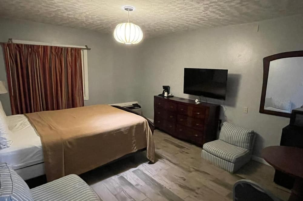 Photo of Bedroom in Muscatine