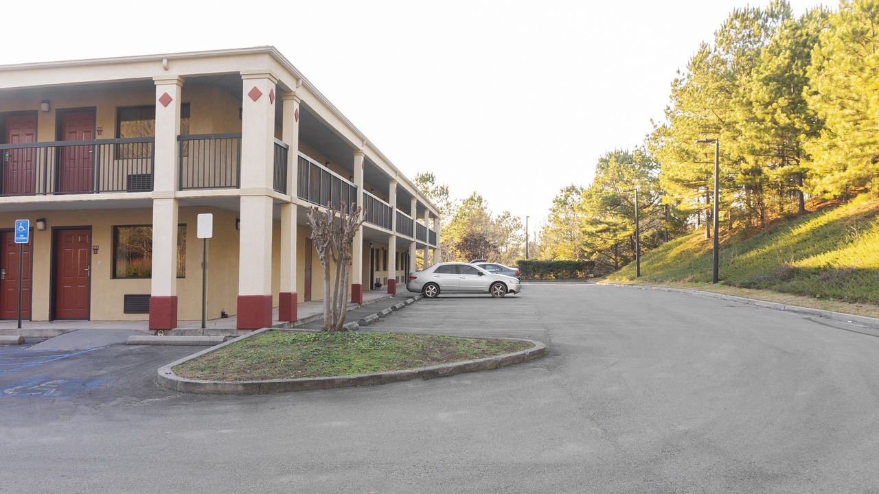 Photo of Outdoor in Adairsville