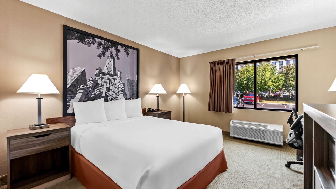 Photo of Bedroom in Elgin