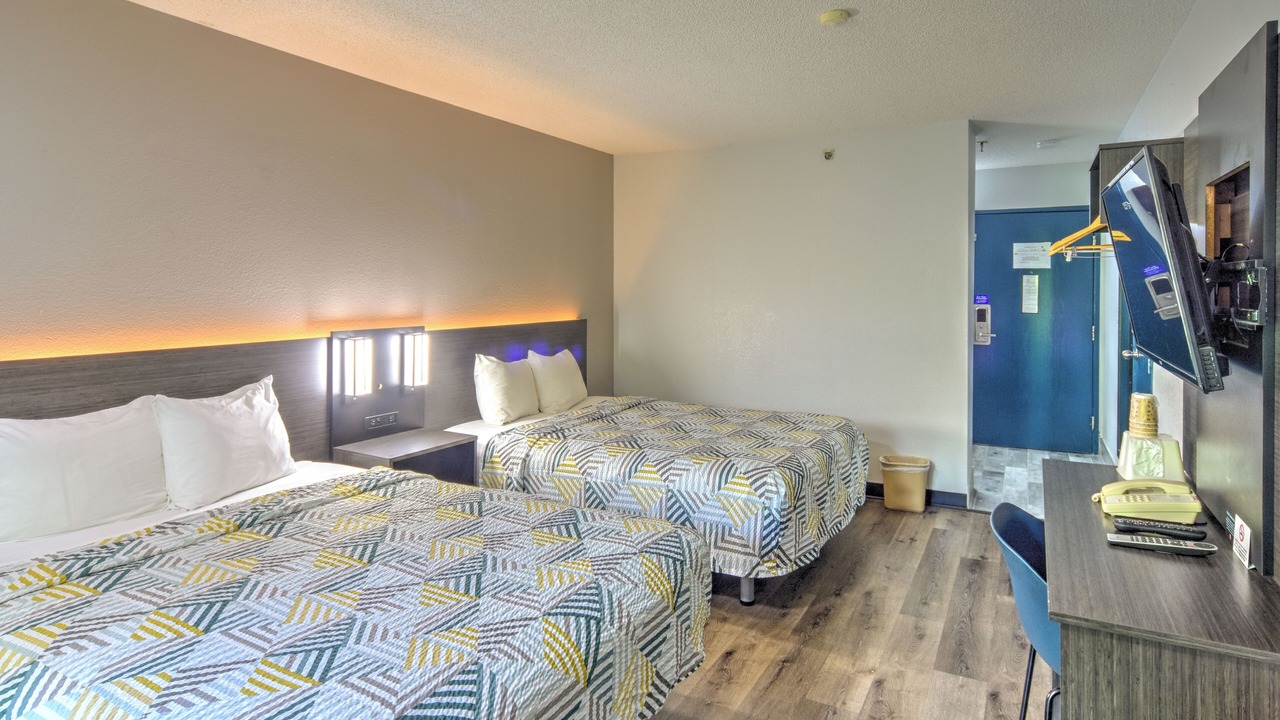 Photo of Bedroom in Libertyville