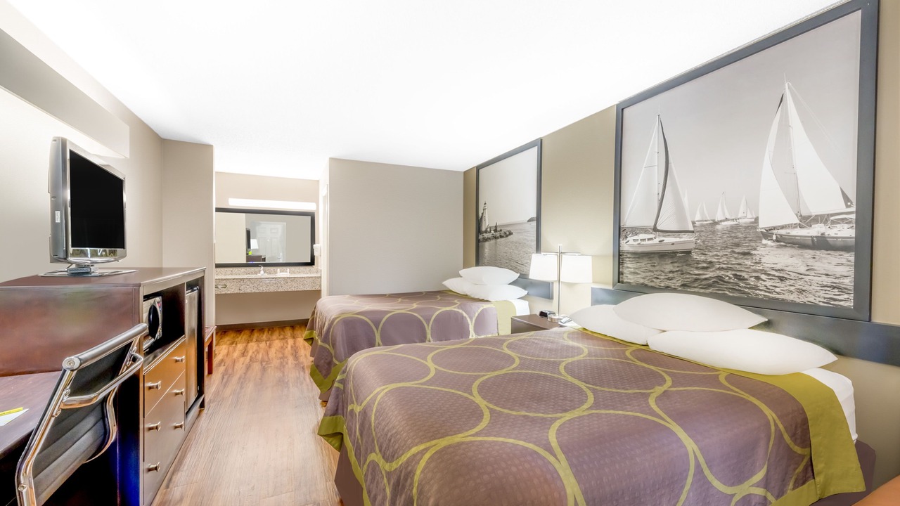 Photo of Bedroom in Alexander City