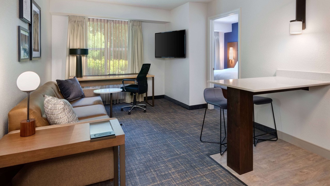 Photo of Bedroom in Alpharetta