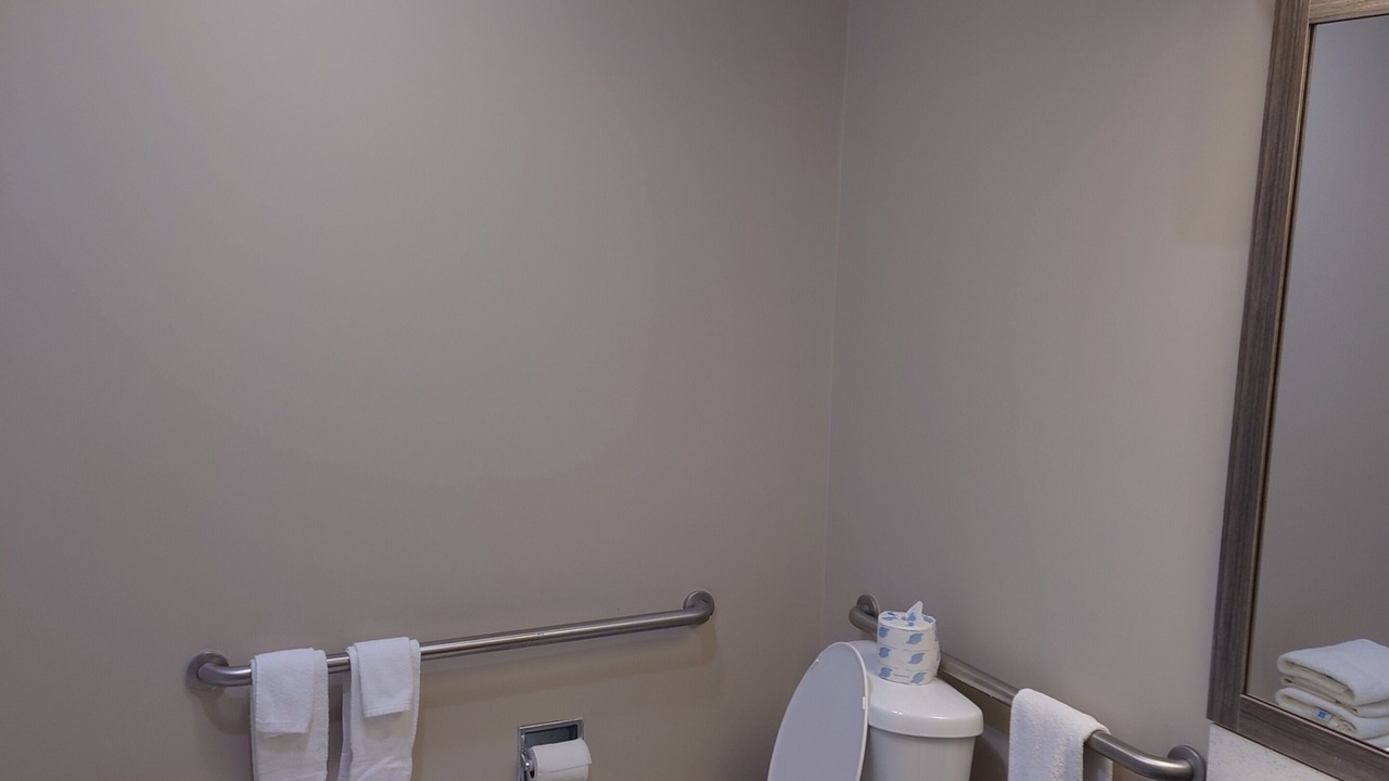 Photo of Bathroom in Adairsville