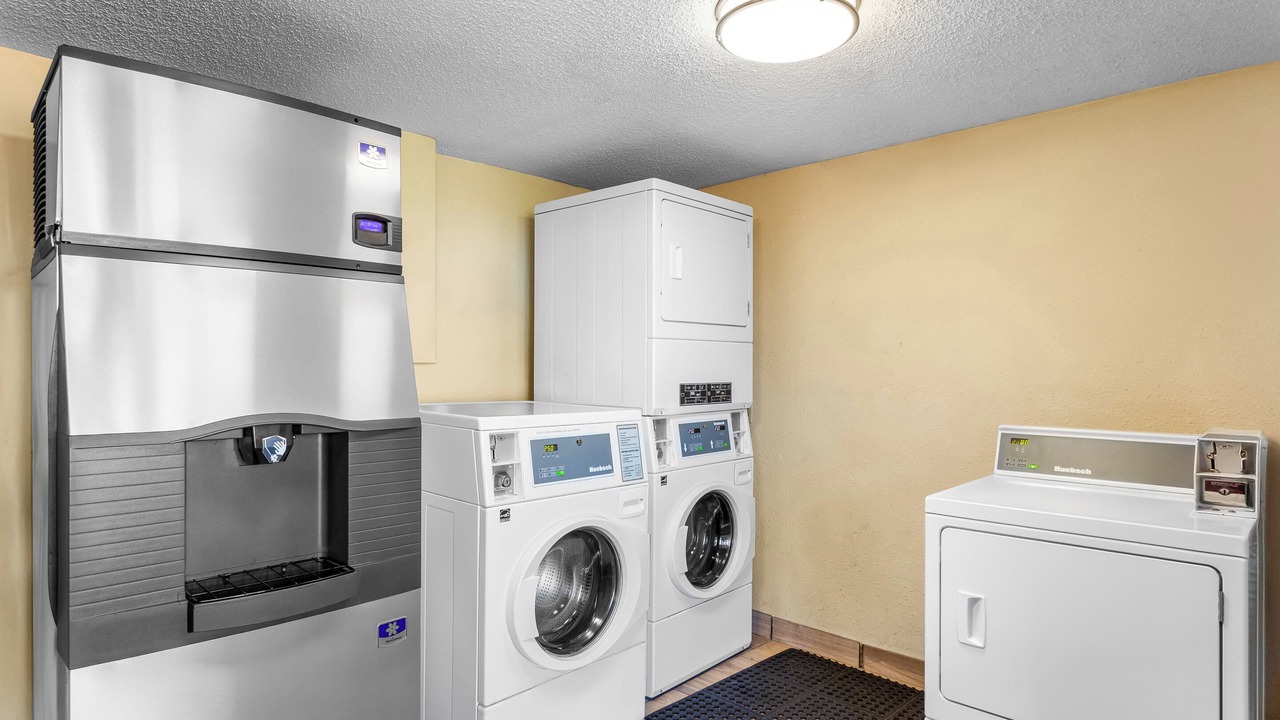 Photo of Bedroom in Hoffman Estates