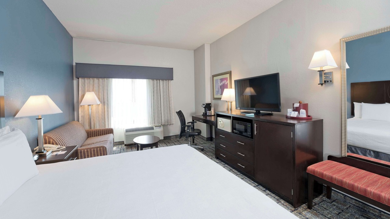 Photo of Bedroom in Downtown Baltimore