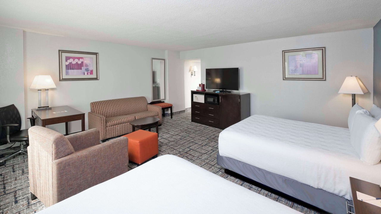 Photo of Bedroom in Downtown Baltimore