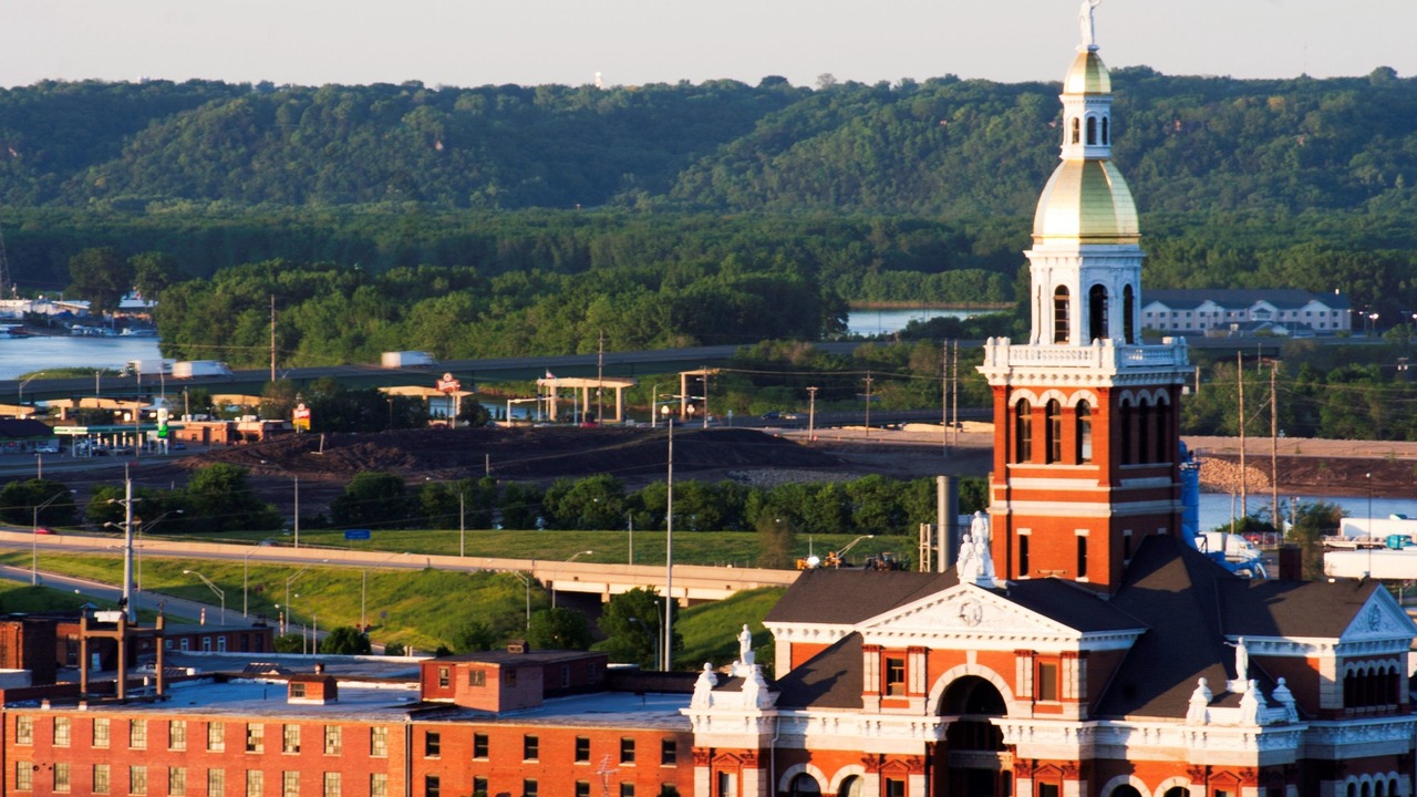 Photo of Others in Downtown Dubuque