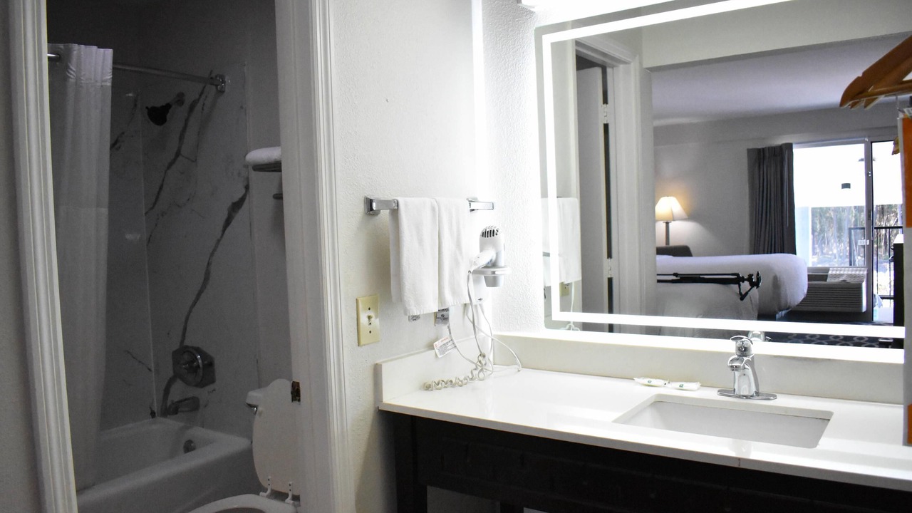 Photo of Bedroom in Manning